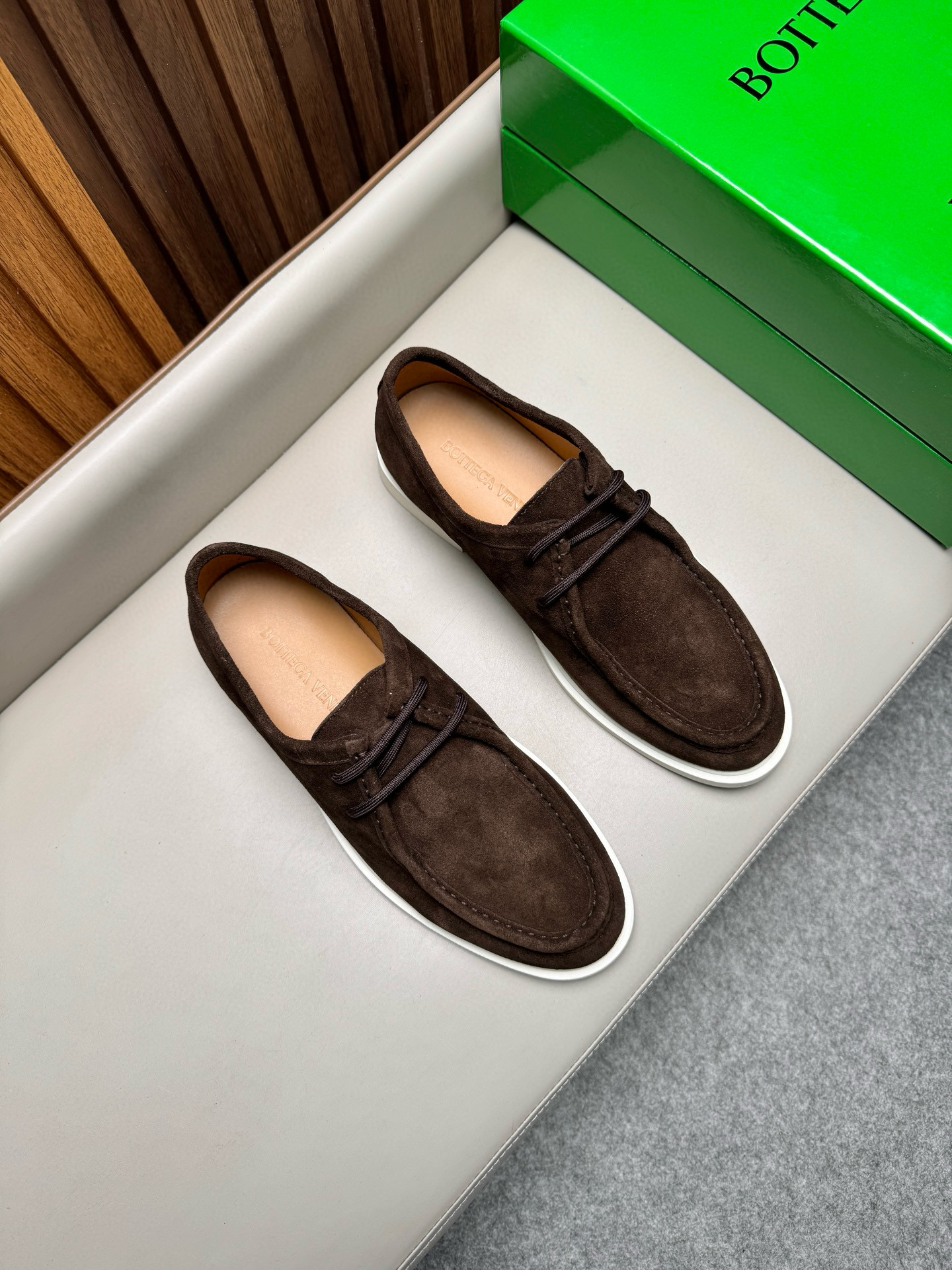 보테가 베네타 Bottega Veneta  로퍼 슈즈