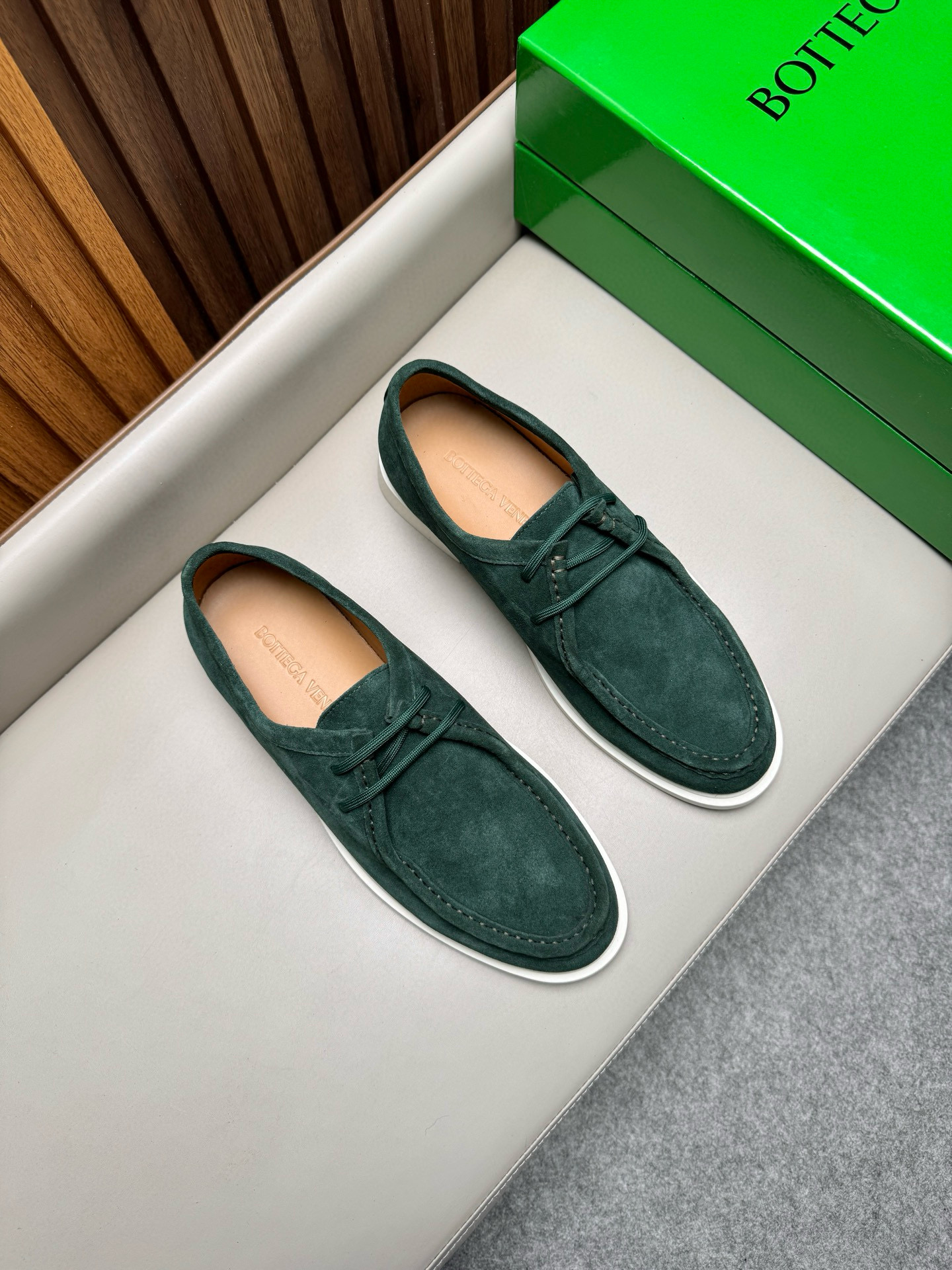 보테가 베네타 Bottega Veneta  로퍼 슈즈