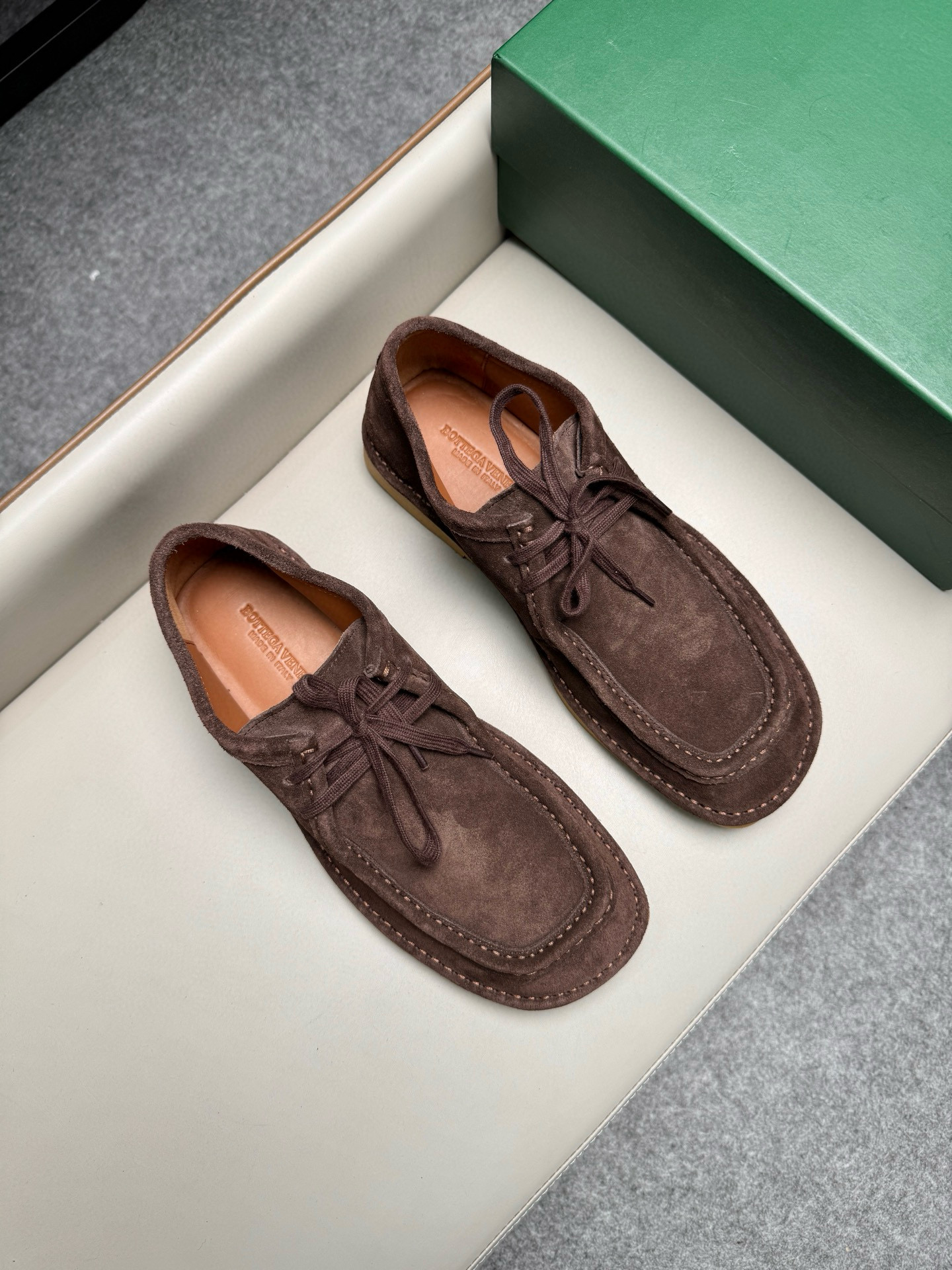 보테가 베네타 Bottega Veneta  로퍼 슈즈