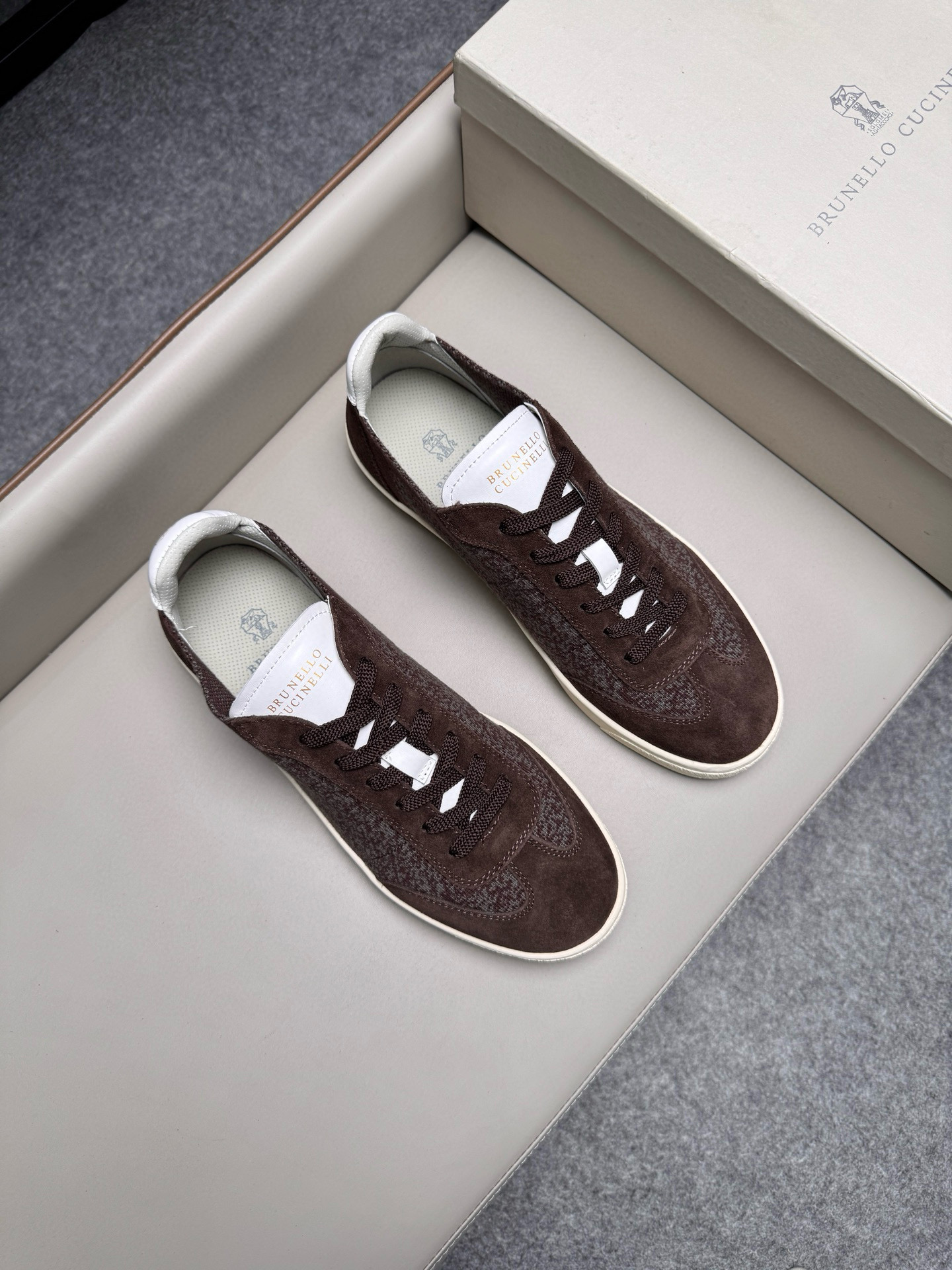 브루넬로 쿠치넬리 Brunello Cucinelli 스니커즈