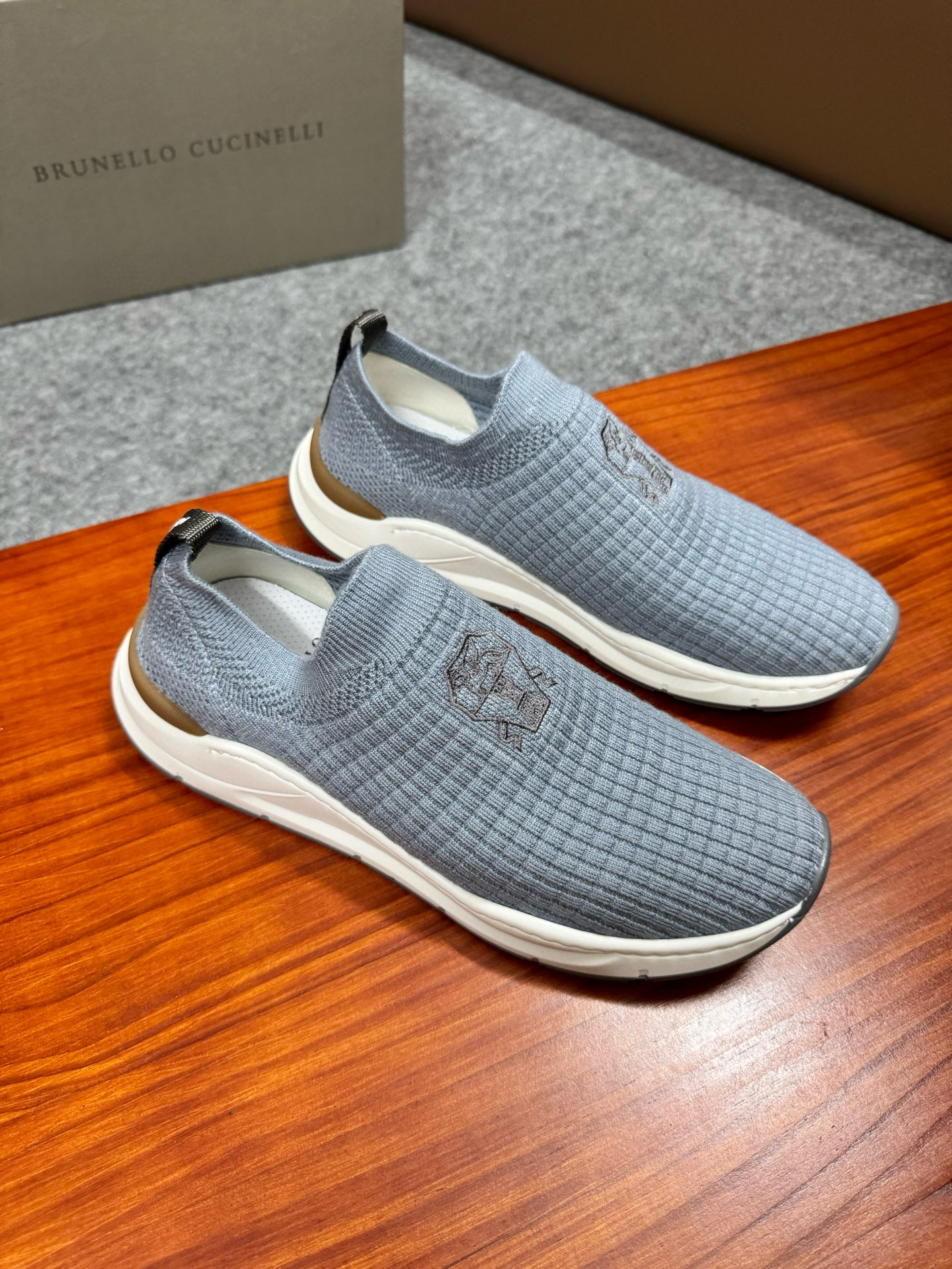 브루넬로 쿠치넬리 Brunello Cucinelli 스니커즈