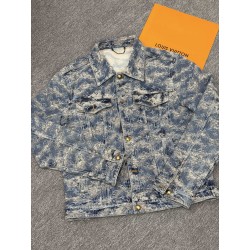 루이비통 Louis Vuitton 다운재킷