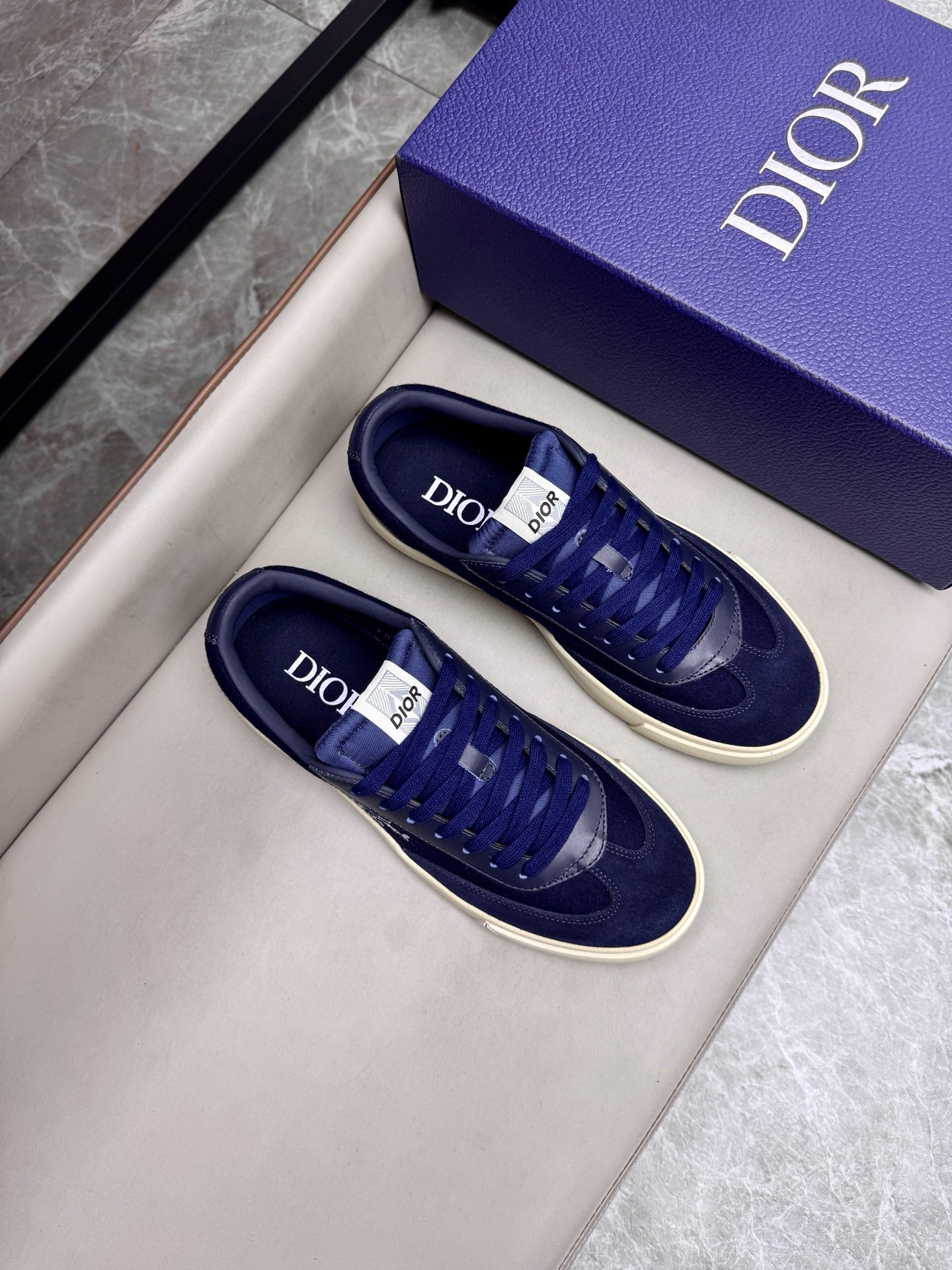 디올 Dior 스니커즈