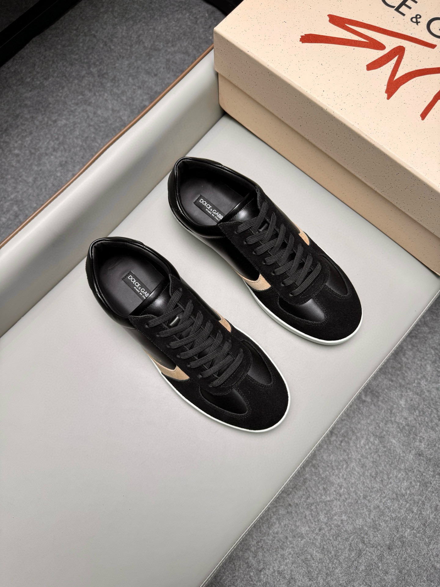 돌체앤가바나 Dolce&Gabbana 스니커즈