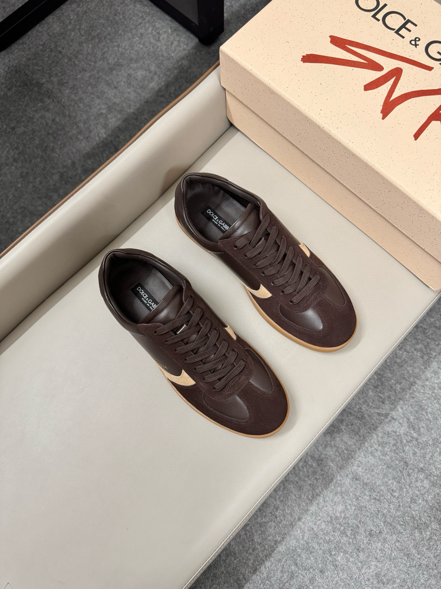돌체앤가바나 Dolce&Gabbana 스니커즈