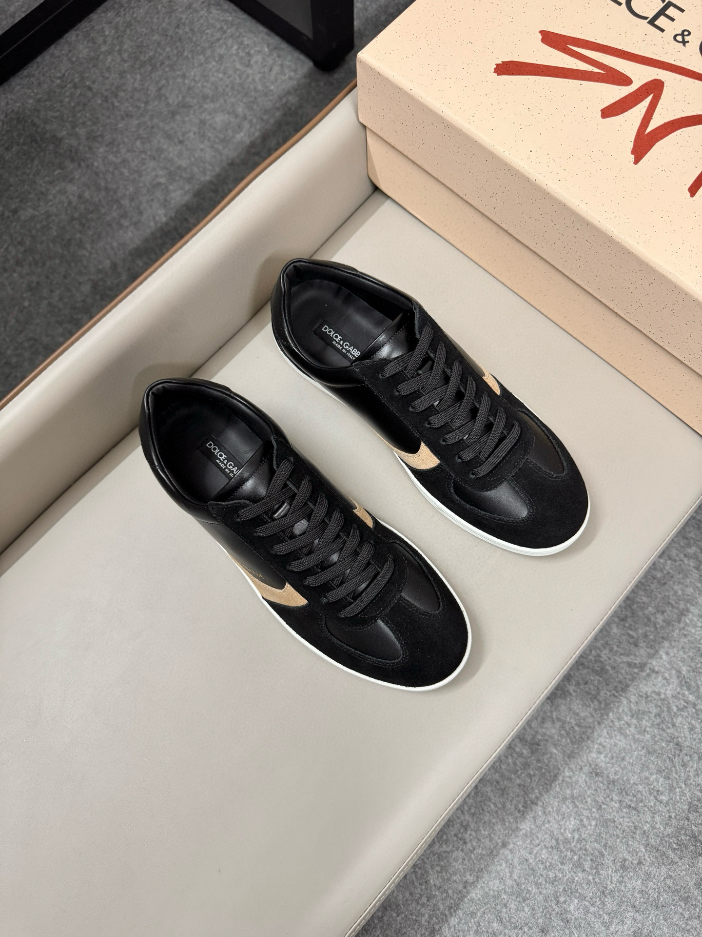 돌체앤가바나 Dolce&Gabbana 스니커즈