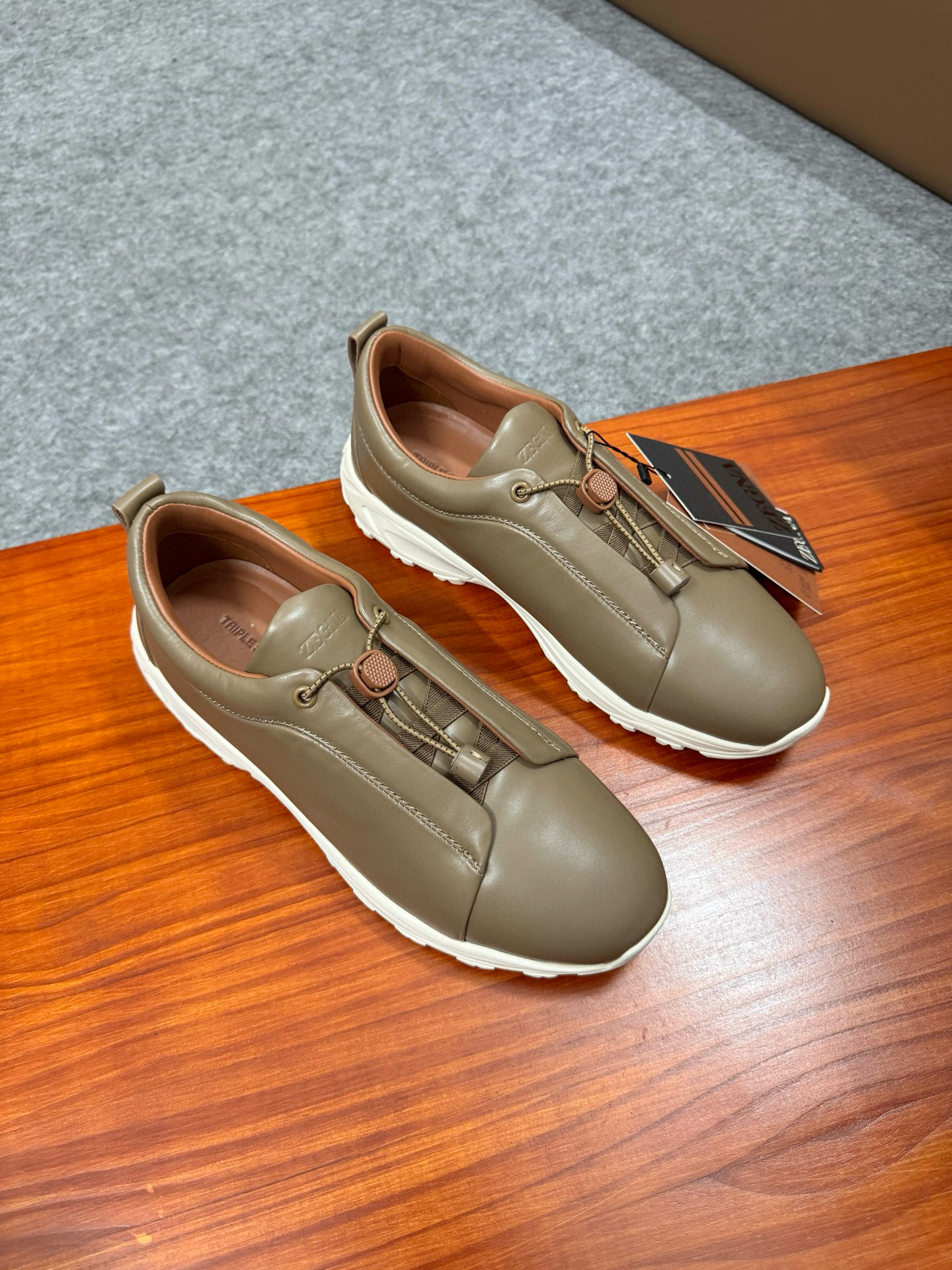 제냐 Zegna Triple Stitch TM Monte 스니커즈