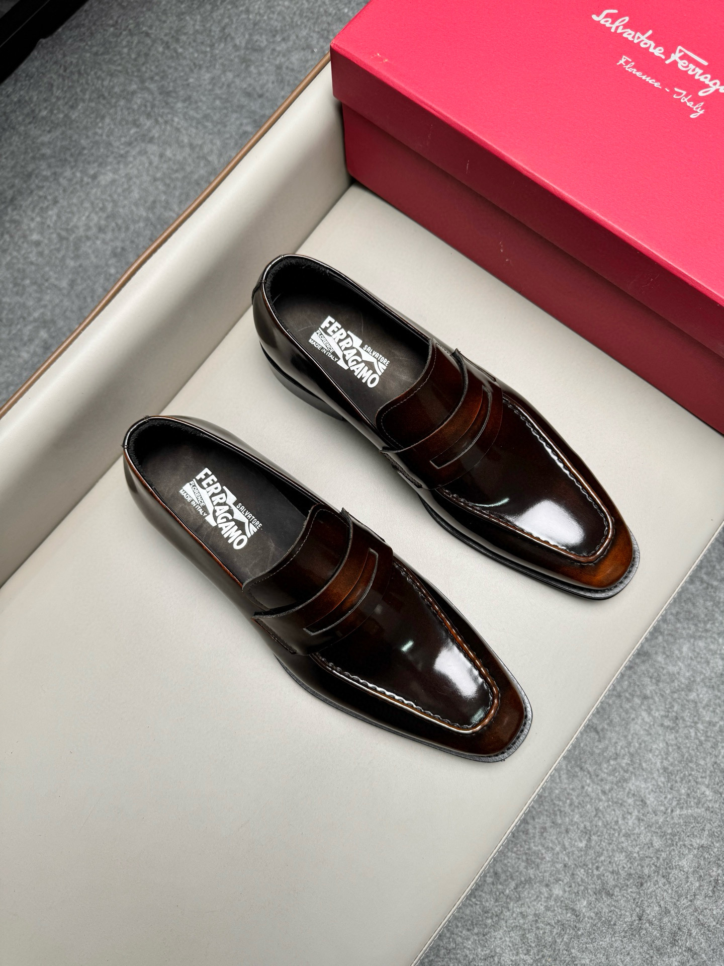 살바토레 페라가모 Salvatore Ferragamo 구두