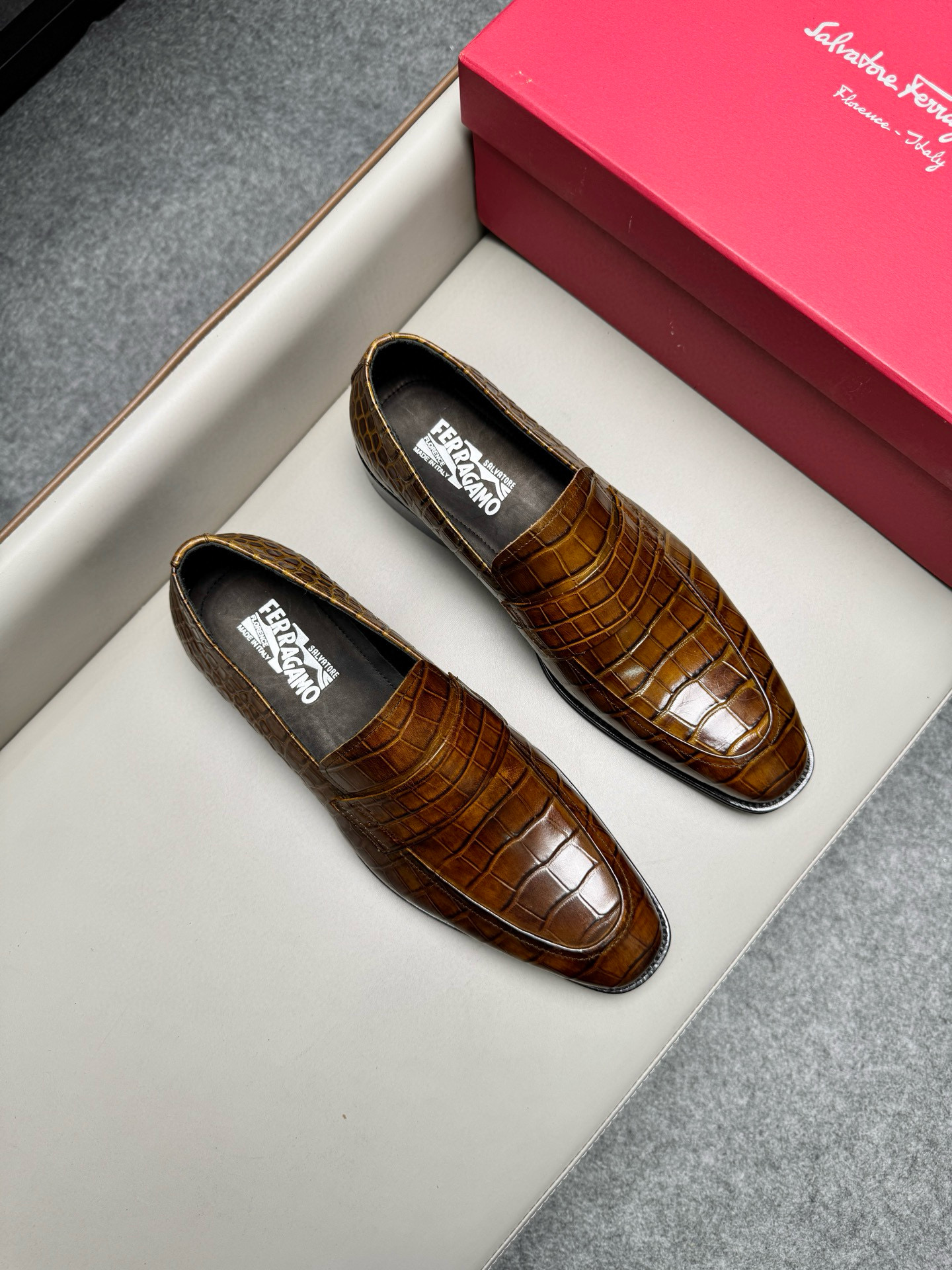 살바토레 페라가모 Salvatore Ferragamo 구두