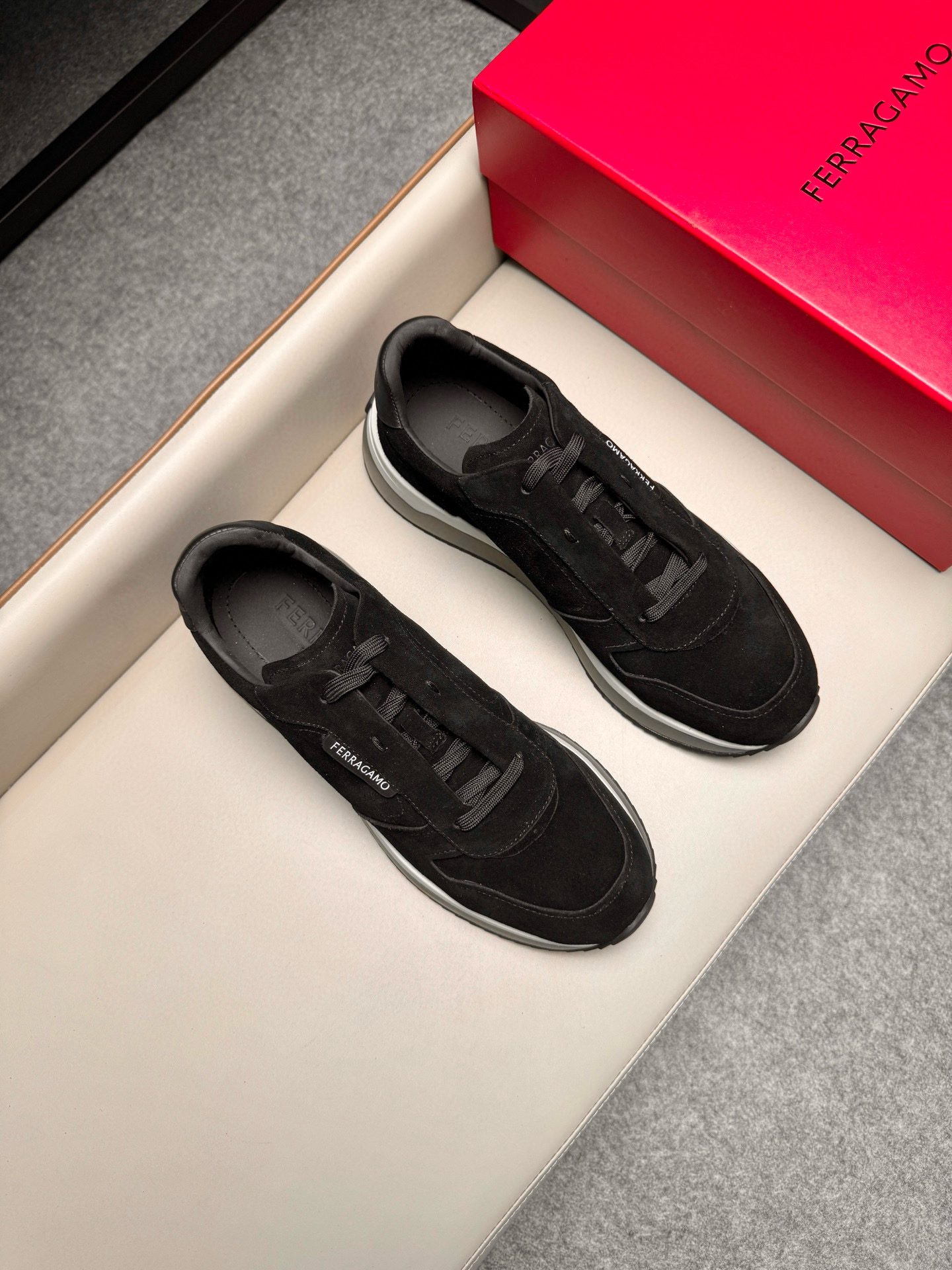 살바토레 페라가모 Salvatore Ferragamo 스니커즈