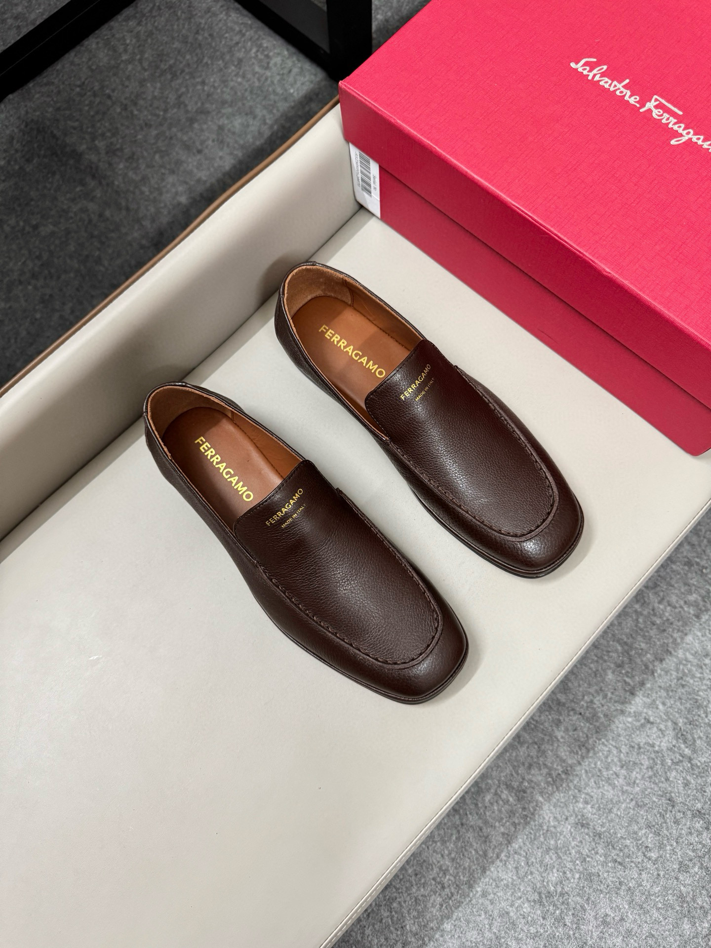 살바토레 페라가모 Salvatore Ferragamo 구두