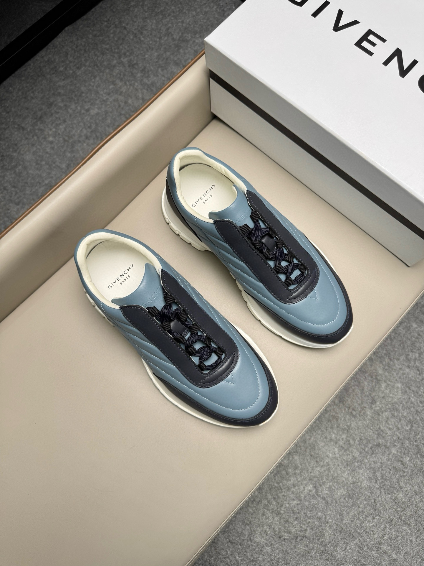 지방시 Givenchy 스니커즈