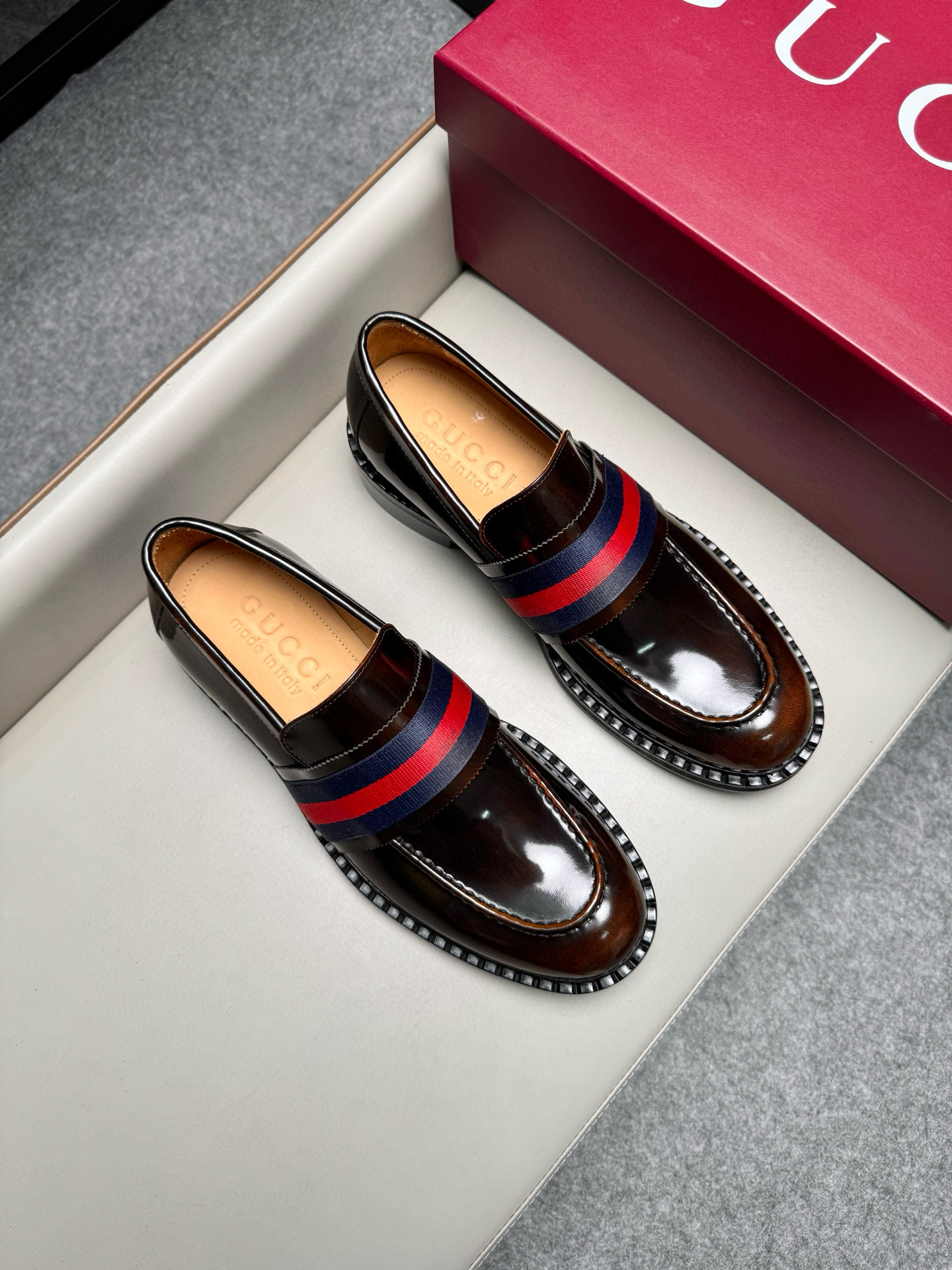구찌 Gucci 로퍼 슈즈