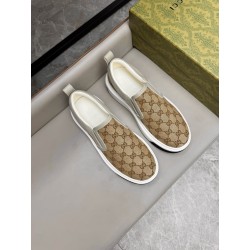 구찌 Gucci 스니커즈