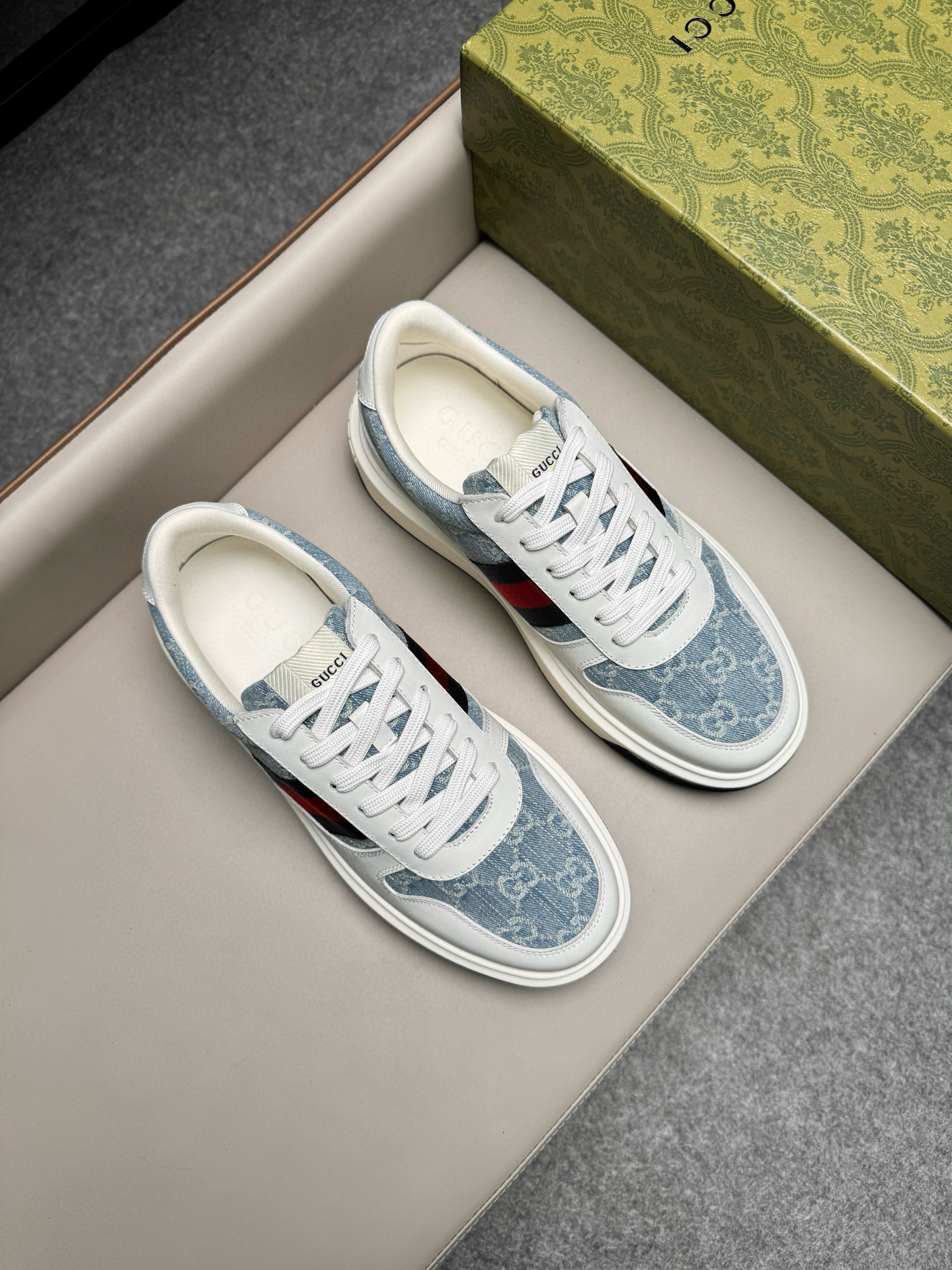 구찌 Gucci 스니커즈