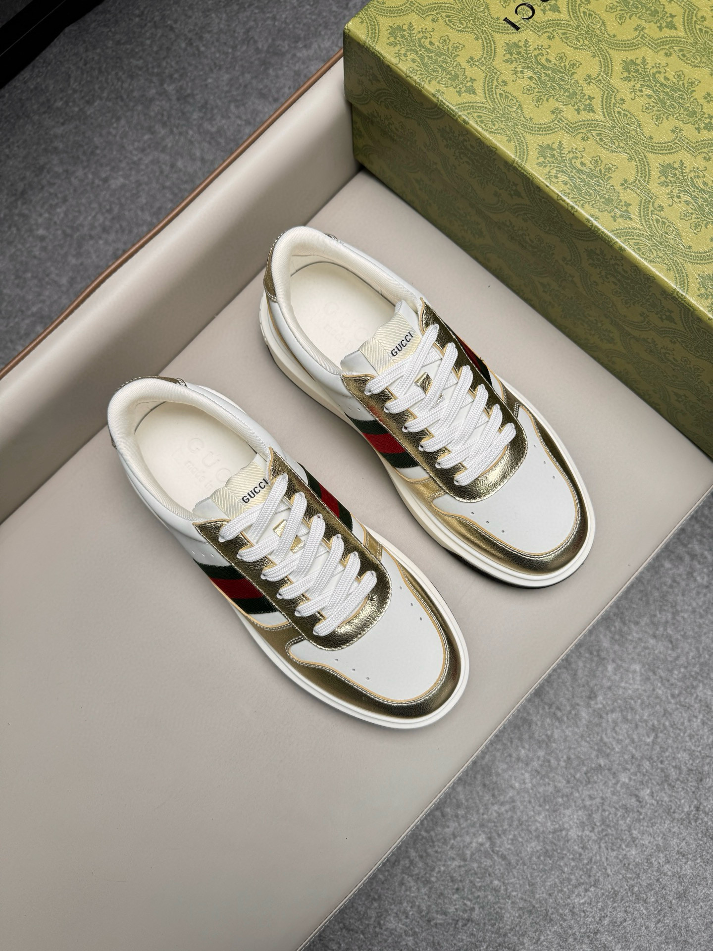 구찌 Gucci 스니커즈