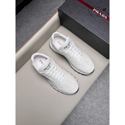 프라다 Prada 스니커즈