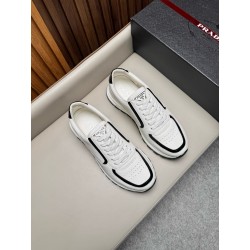 프라다 Prada 스니커즈 White