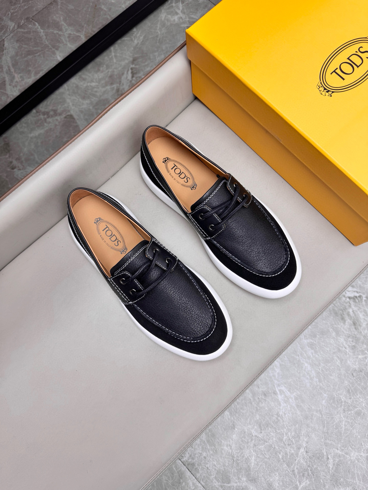 토즈 TOD'S 스니커즈