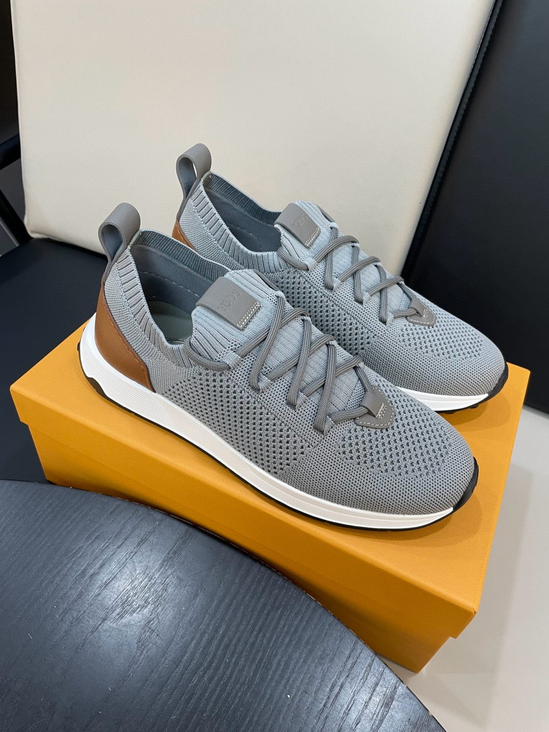 토즈 TOD'S 스니커즈