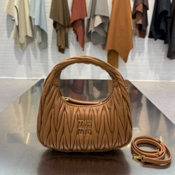 미우 미우 Miu Miu 5BC125 Wander matelassé nappa leather bag Caramel 20cm