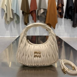 미우 미우 Miu Miu 5BC125 Wander matelassé nappa leather bag White 20cm