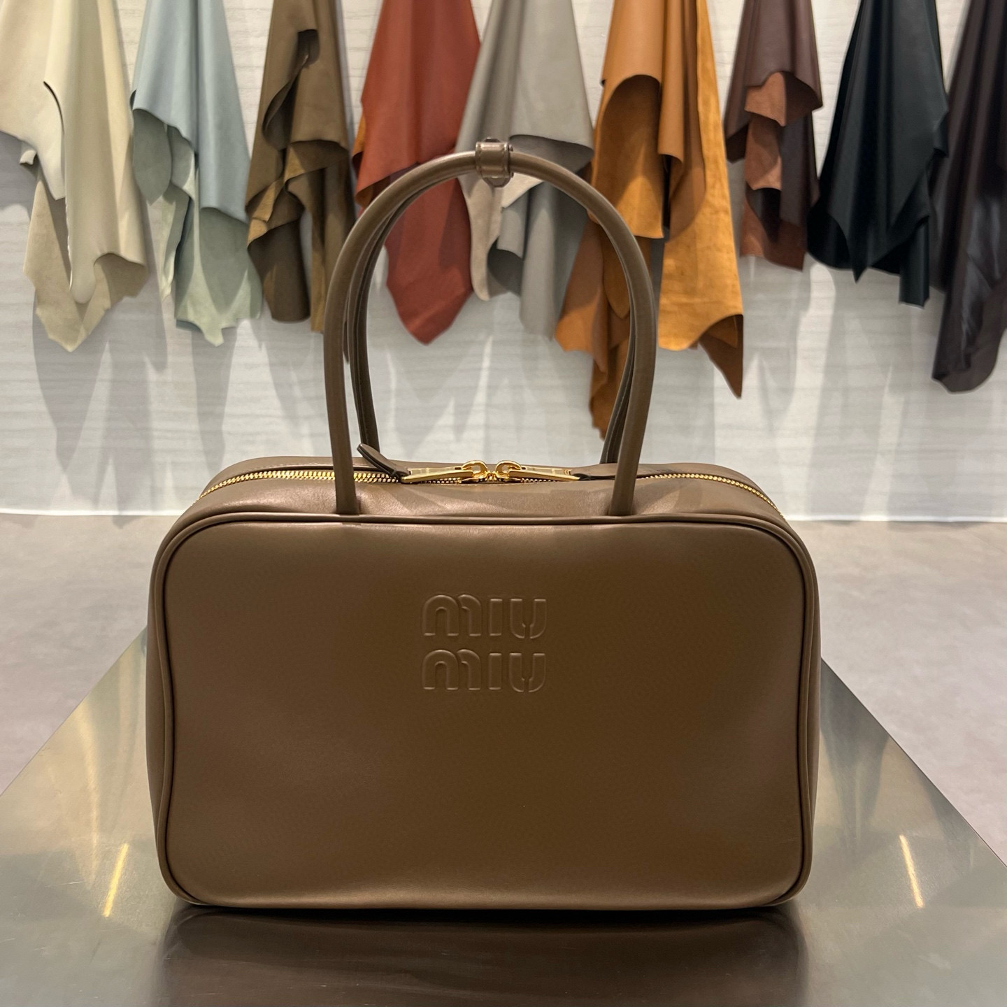 미우 미우 Miu Miu 5BB117 Beau nappa leather bag Green 34cm