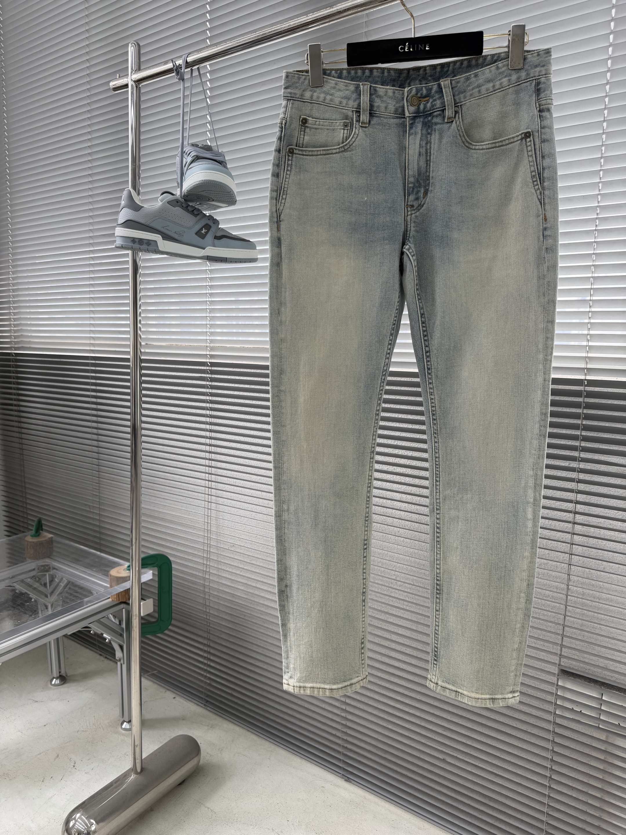 생로랑 Saint Laurent 청바지