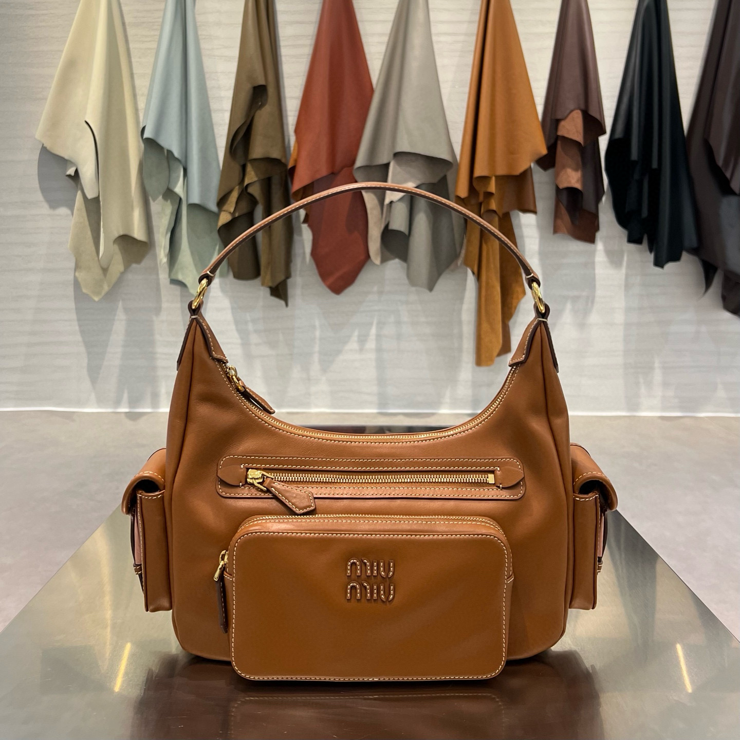 미우 미우 Miu Miu 5BC189 Pocket nappa leather bag Caramel 32cm