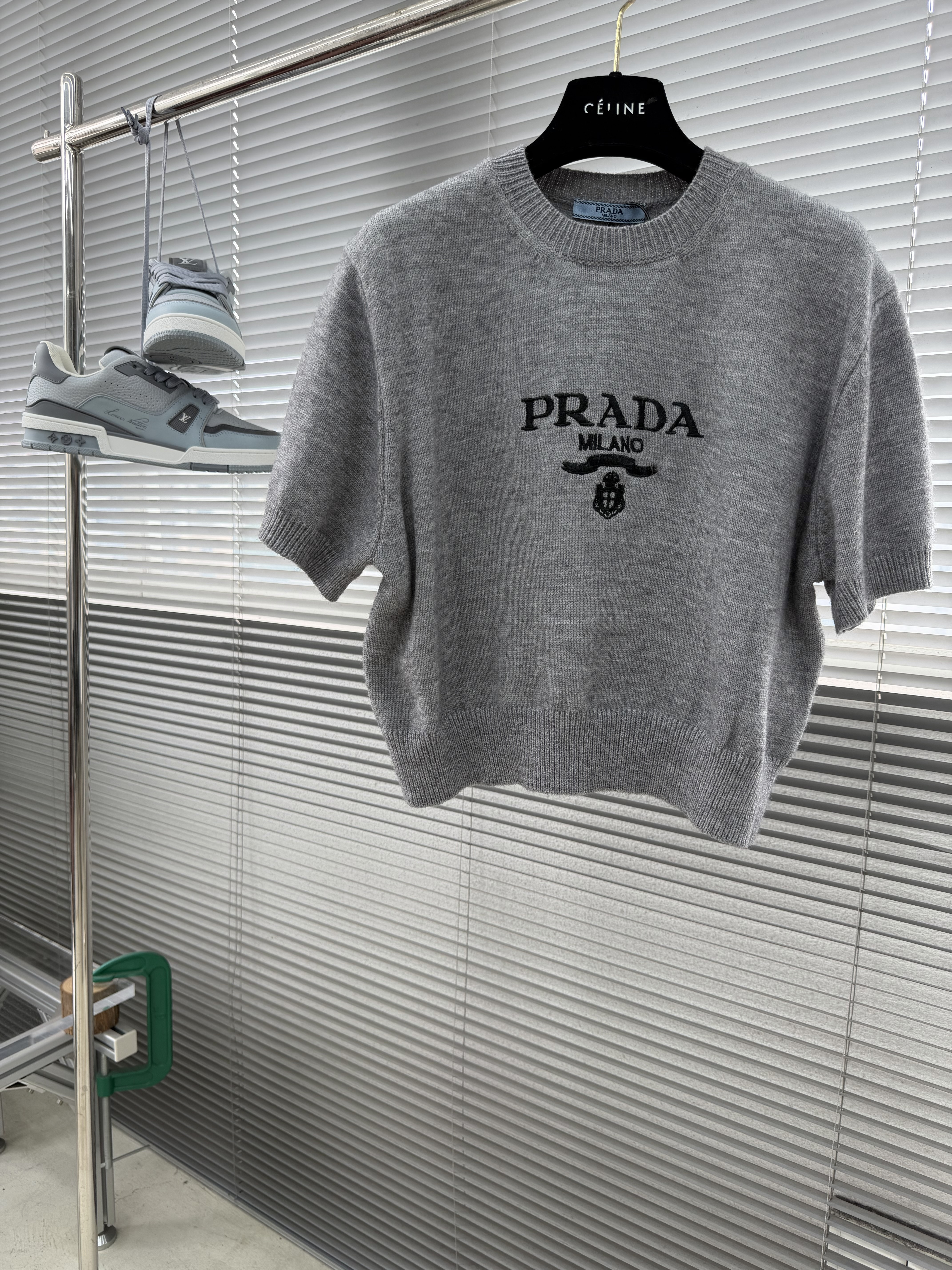 프라다 Prada 반팔 티셔츠