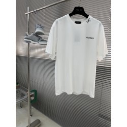 아크테릭스 ARC'TERYX 반팔 티셔츠