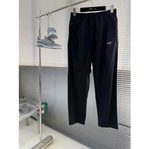 아크테릭스 ARC'TERYX 바지