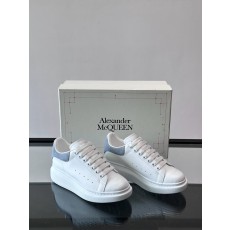 Alexander McQueen 스니커즈
