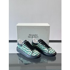 Alexander McQueen 스니커즈