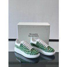 Alexander McQueen 스니커즈