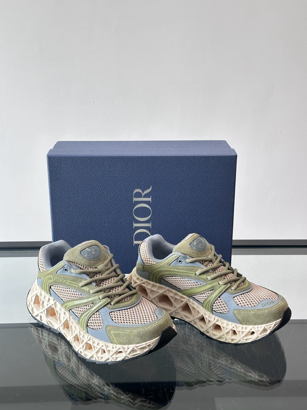 디올 Dior 스니커즈