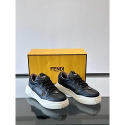 펜디 Fendi 스니커즈