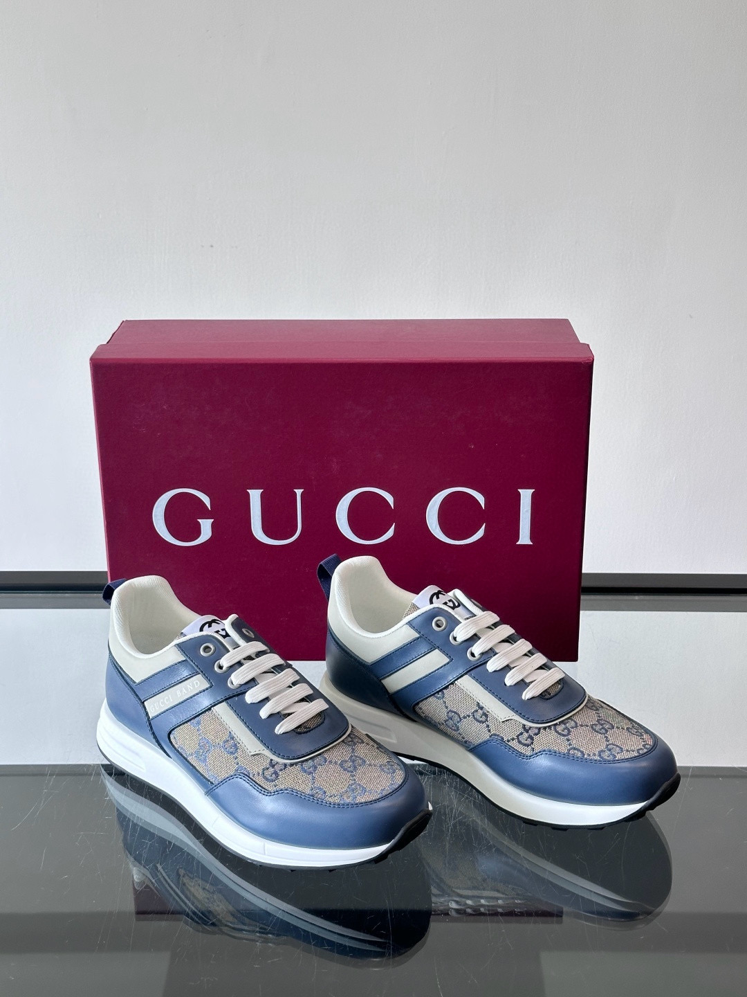 구찌 Gucci 스니커즈