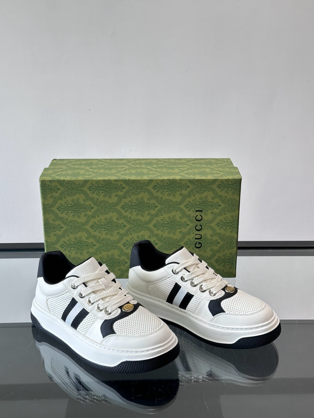 구찌 Gucci 스니커즈