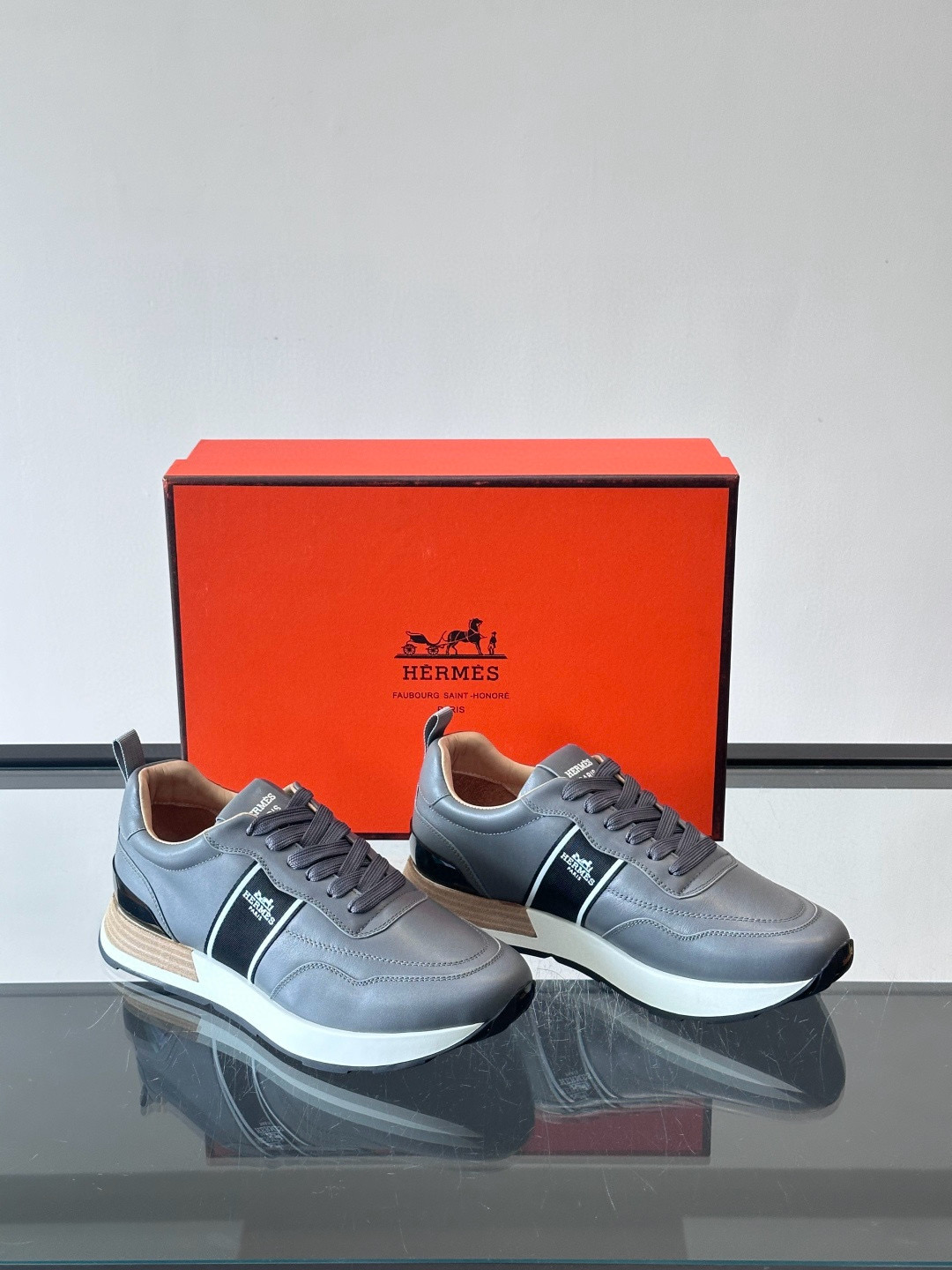 에르메스 Hermes Mysterieux 스니커즈