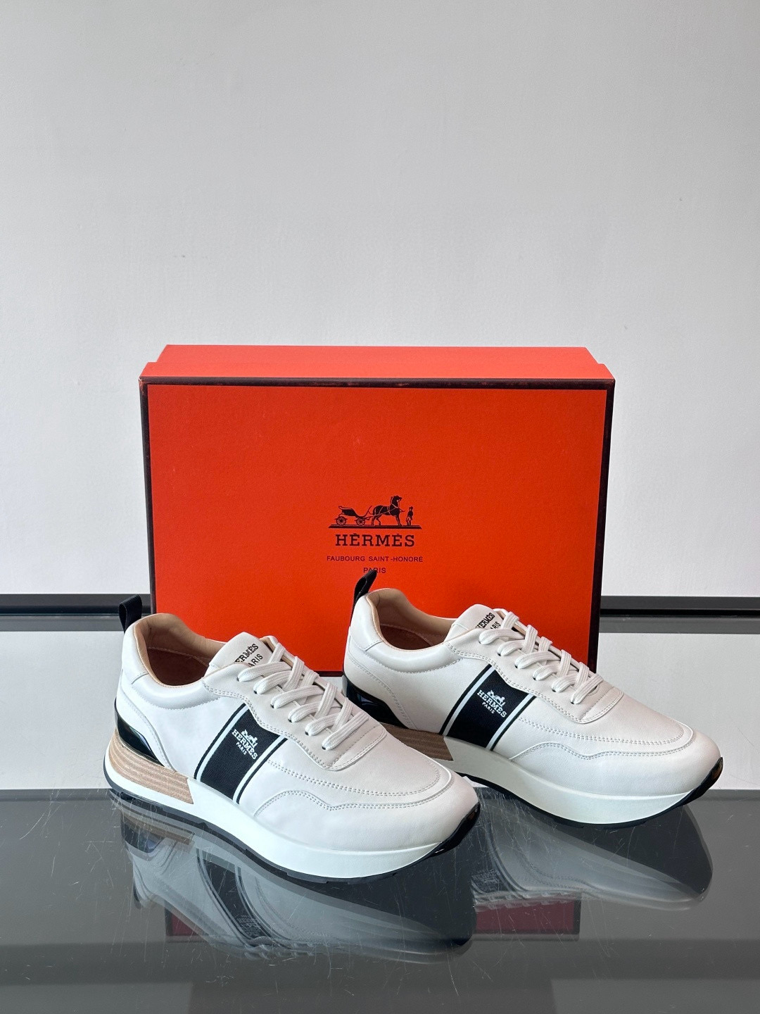 에르메스 Hermes Mysterieux 스니커즈