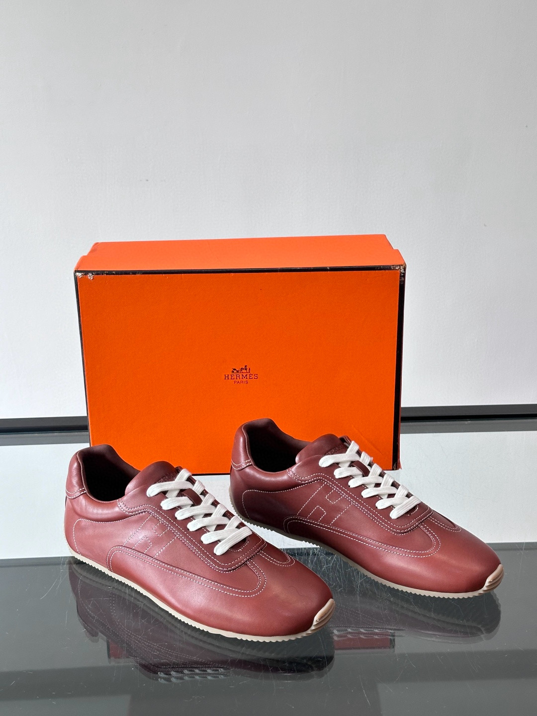 에르메스 Hermes 스니커즈