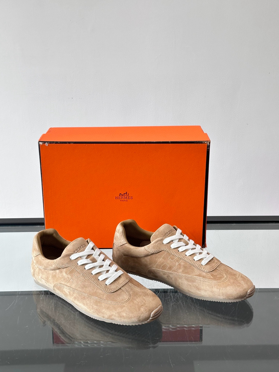 에르메스 Hermes 스니커즈