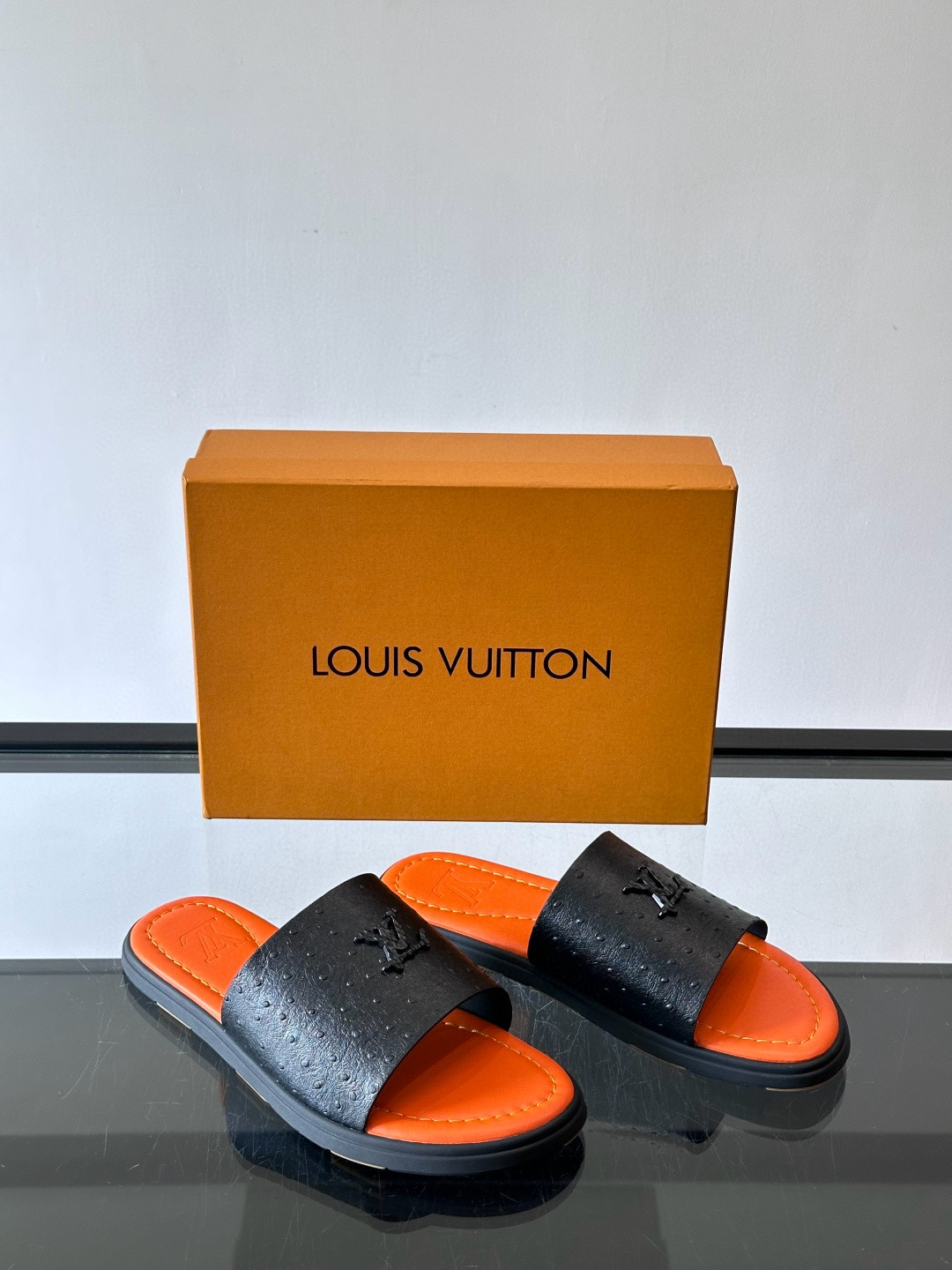 루이비통 Louis Vuitton Arrival 슬리퍼