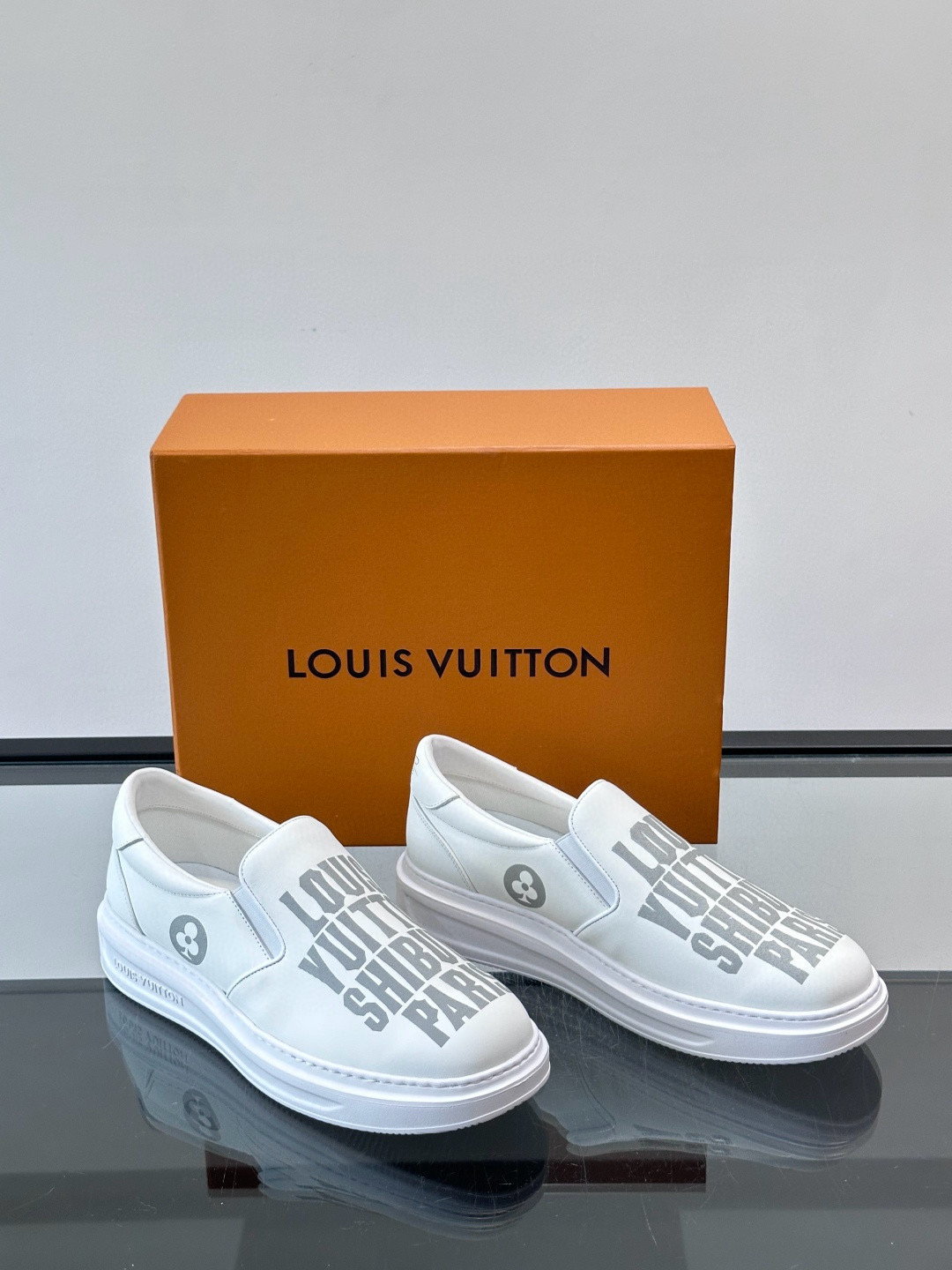 루이비통 Louis Vuitton 로퍼