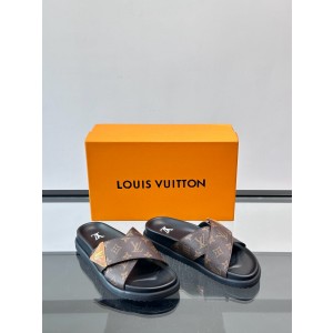 루이비통 Louis Vuitton 슬리퍼