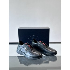 프라다 Prada 스니커즈