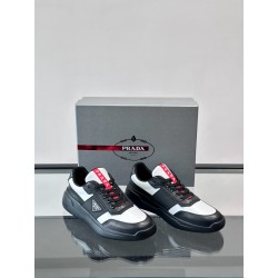 프라다 Prada 스니커즈