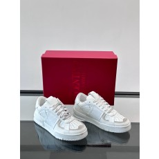 발렌티노 Valentino 스니커즈
