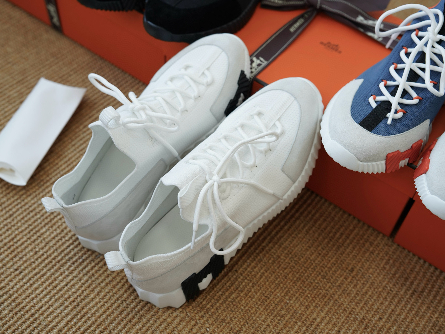 에르메스 Hermes Lift 스니커즈 White